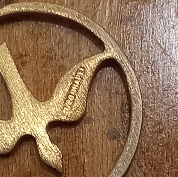 Chapel 1/20 Gold Holy Spirit Dove Pendant - Picture 3 of 8